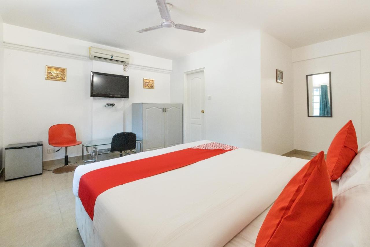 Oyo Hotel Fiesta Grand بنغالور المظهر الخارجي الصورة